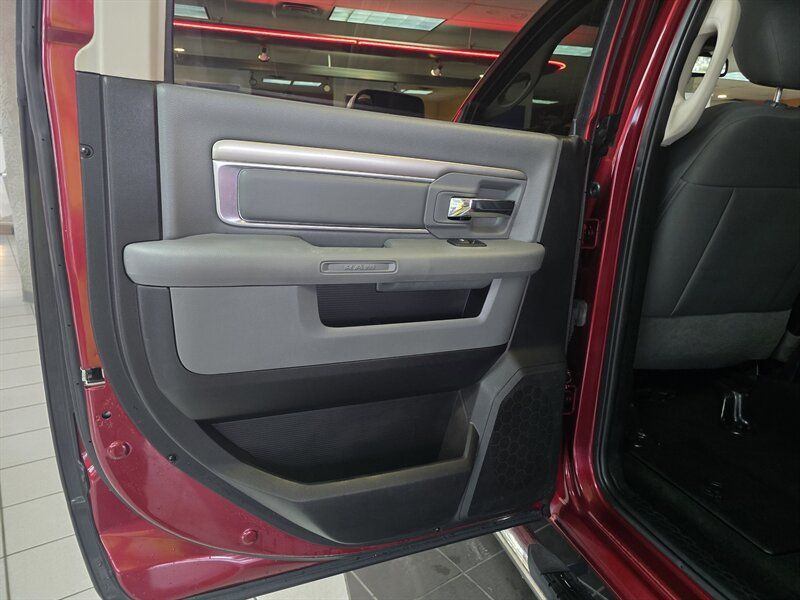 Used 2015 RAM 2500 SLT RWD image 10