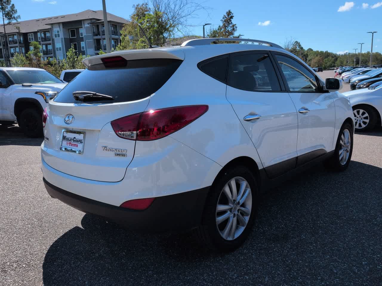 Used 2011 Hyundai Tucson Limited FWD image 6