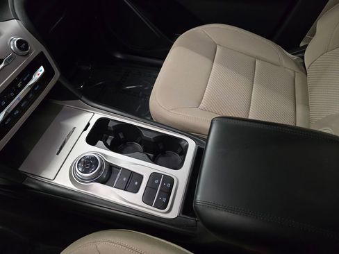 Used 2023 Ford Explorer 2WD image 23