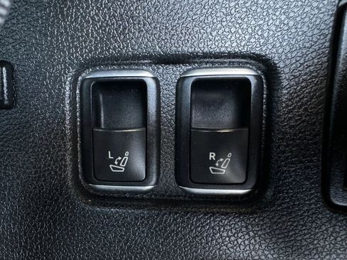 Used 2017 Mercedes-Benz GLS 450 4MATIC image 48