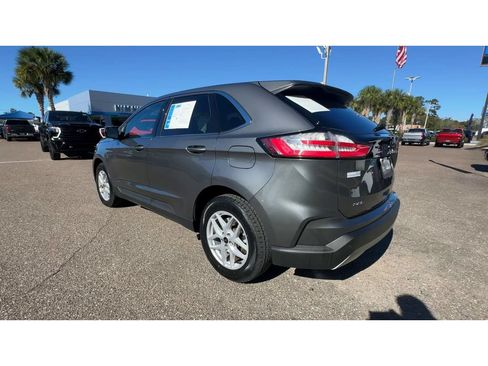 Used 2024 Ford Edge SEL AWD/4WD image 4