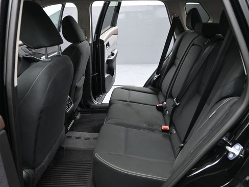 Used 2023 Nissan Rogue S image 16