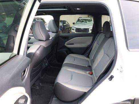 Used 2026 Subaru Forester Premium AWD/4WD image 20