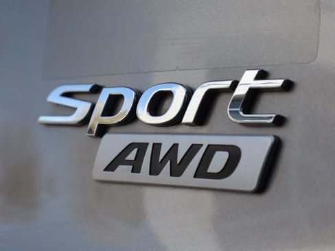 Used 2018 Hyundai Santa Fe Sport AWD/4WD image 24