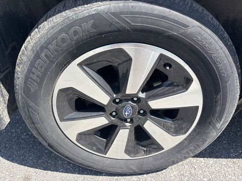 Used 2017 Subaru Forester 2.5i Premium AWD/4WD image 15