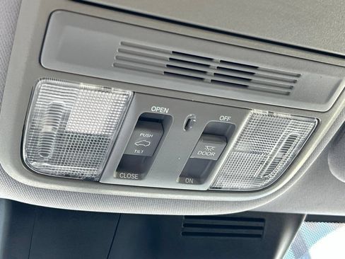 Used 2021 Honda CR-V EX image 37