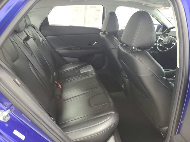 Used 2024 Hyundai Elantra Limited FWD image 14