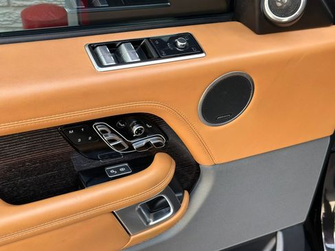 Used 2018 Land Rover Range Rover Autobiography AWD/4WD image 11