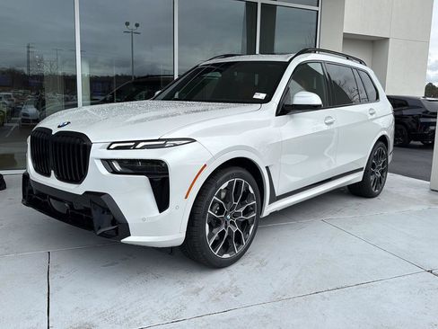 New 2026 BMW X7 xDrive40i w/ Executive Package image 1