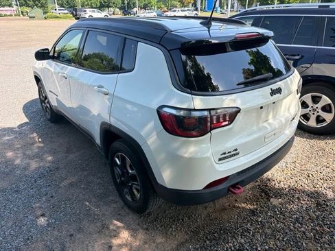 Used 2018 Jeep Compass Trailhawk w/ Navigation Group AWD/4WD image 4