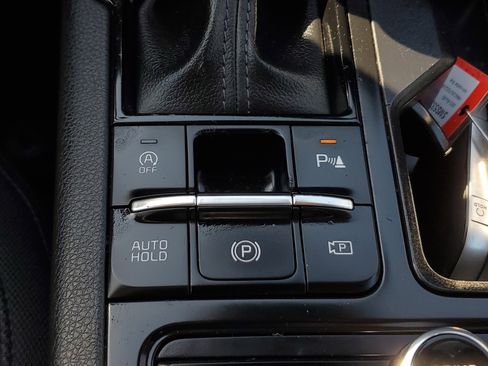 Used 2025 Kia K5 LXS image 26