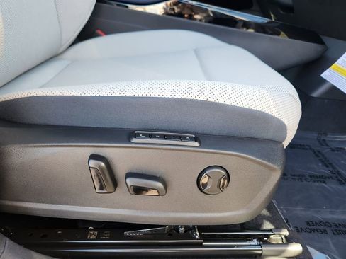 New 2026 Volkswagen ID.4 Pro S image 20