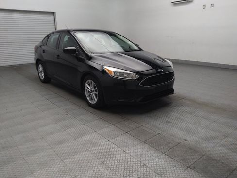 Used 2018 Ford Focus SE FWD image 13