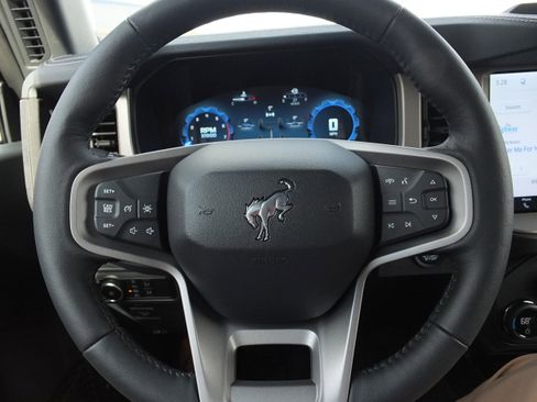 New 2026 Ford Bronco Outer Banks AWD/4WD image 24