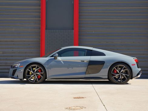 Used 2021 Audi R8 V10 image 3