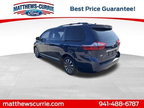 Used 2019 Toyota Sienna Limited Premium w/ Outdoor Package AWD/4WD image 6