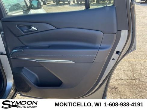 New 2026 Chevrolet Traverse LT w/ Sun and Wheel Package image 22