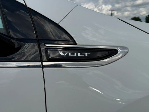 Used 2012 Chevrolet Volt Premium w/ Premium Trim Package FWD image 43
