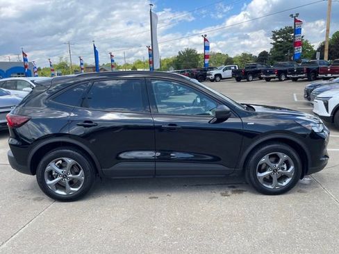Used 2025 Ford Escape ST-Line AWD/4WD image 7