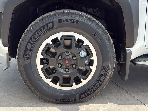 New 2026 Toyota 4Runner TRD Off-Road Premium AWD/4WD image 30