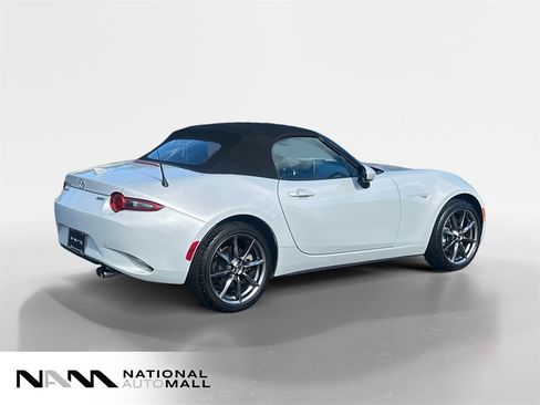 Used 2016 MAZDA MX-5 Miata Grand Touring image 5