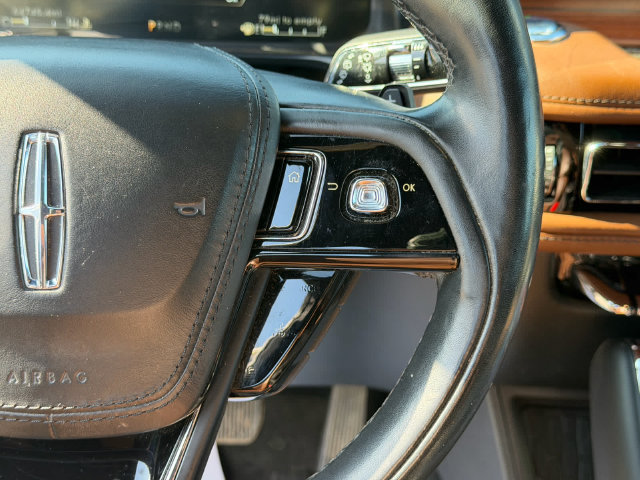 Used 2020 Lincoln Aviator Reserve w/ Equipment Group 202A AWD/4WD image 15