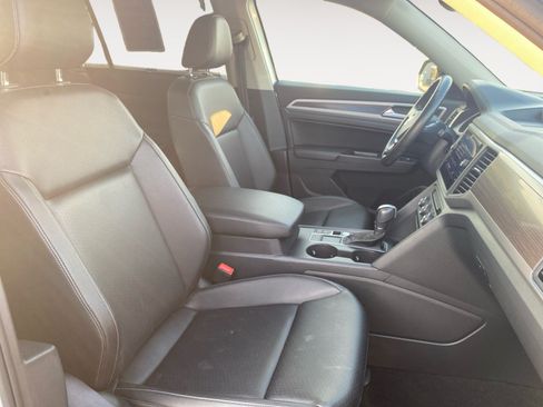 Used 2018 Volkswagen Atlas SE FWD image 17