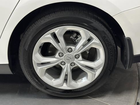 Used 2023 Honda Accord LX image 19