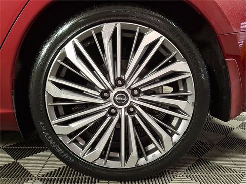 Used 2023 Nissan Altima 2.5 SL image 9