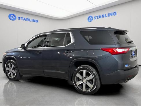 Used 2019 Chevrolet Traverse LT w/ LT Premium Package FWD image 4