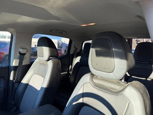 Used 2016 Chevrolet Colorado Z71 image 9