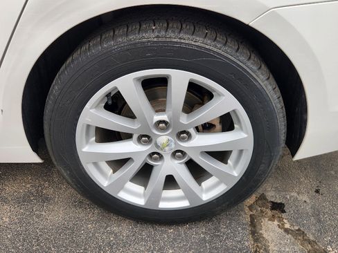 Used 2015 Chevrolet Malibu LT w/ Leather Package image 29