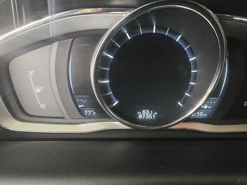 Used 2015 Volvo XC60 T5 Premier w/ Proximity Package image 28