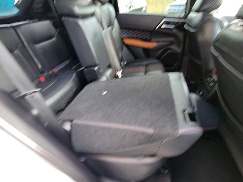 Used 2022 Mitsubishi Outlander SEL image 45