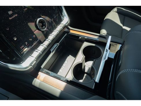 New 2026 GMC Yukon Denali w/ Denali Reserve Package image 26