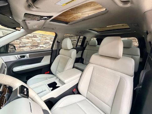 Used 2024 Hyundai Santa Fe Limited AWD/4WD image 27