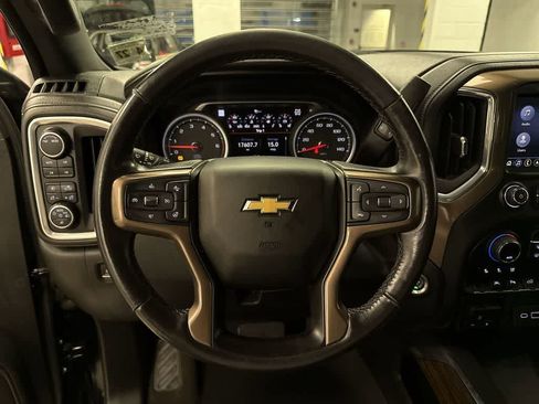 Used 2022 Chevrolet Silverado 1500 High Country w/ Safety Package II AWD/4WD image 18