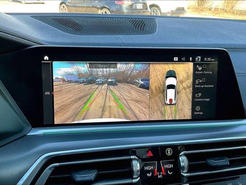 Used 2022 BMW X5 xDrive40i w/ M Sport Package image 14