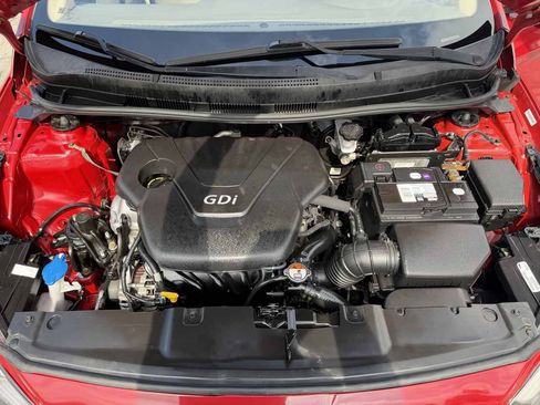 Used 2014 Hyundai Accent GLS FWD image 18