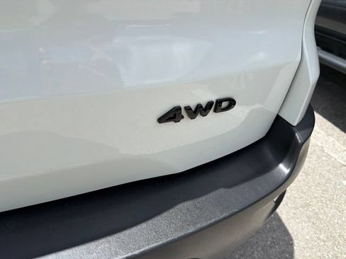 Used 2021 Ford EcoSport SES w/ Interior Protection Package AWD/4WD image 9