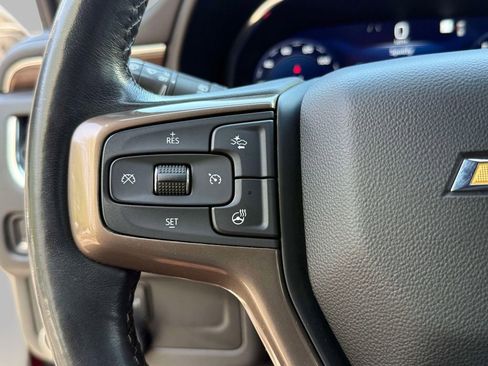 Used 2023 Chevrolet Tahoe High Country w/ Premium Package 2 AWD/4WD image 33
