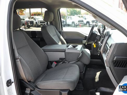Used 2017 Ford F550 2WD Crew Cab Super Duty image 40
