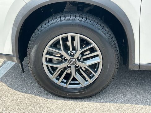 Certified 2024 Nissan Rogue S FWD image 52