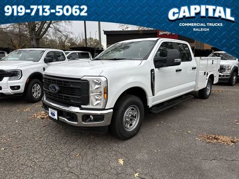 New 2026 Ford F250 XL w/ XL Chrome Package image 1