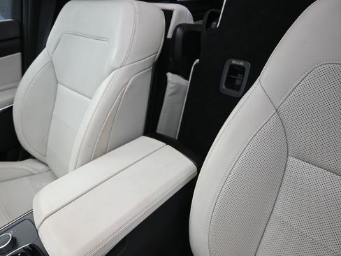 Used 2019 Mercedes-Benz GLS 550 4MATIC image 14