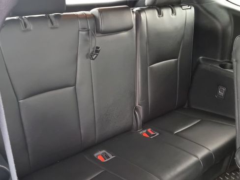 Used 2021 Toyota Highlander XSE AWD/4WD image 15