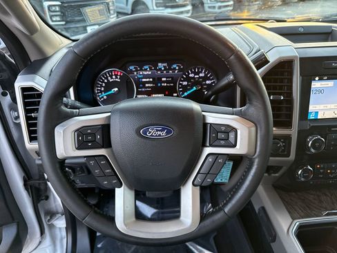 Used 2019 Ford F250 Lariat w/ Lariat Value Package image 14