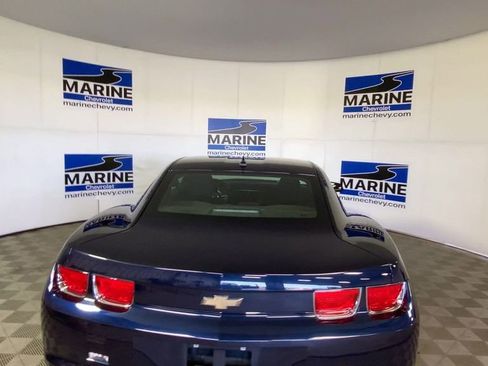 Used 2011 Chevrolet Camaro LT RWD image 9