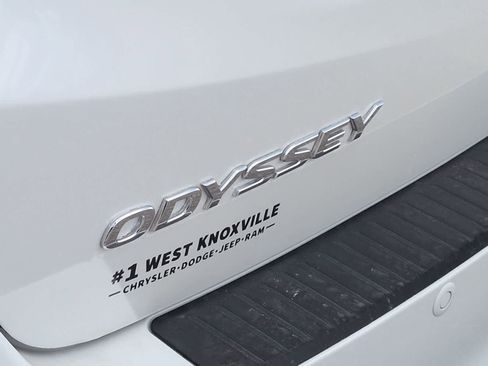 Used 2023 Honda Odyssey Elite image 13