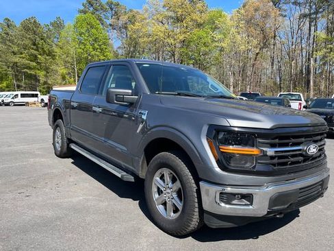 Used 2025 Ford F150 XLT w/ Equipment Group 301A Standard image 7